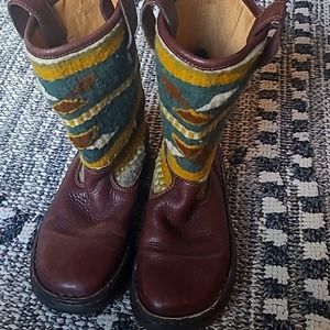 Born Navaho pull on boots